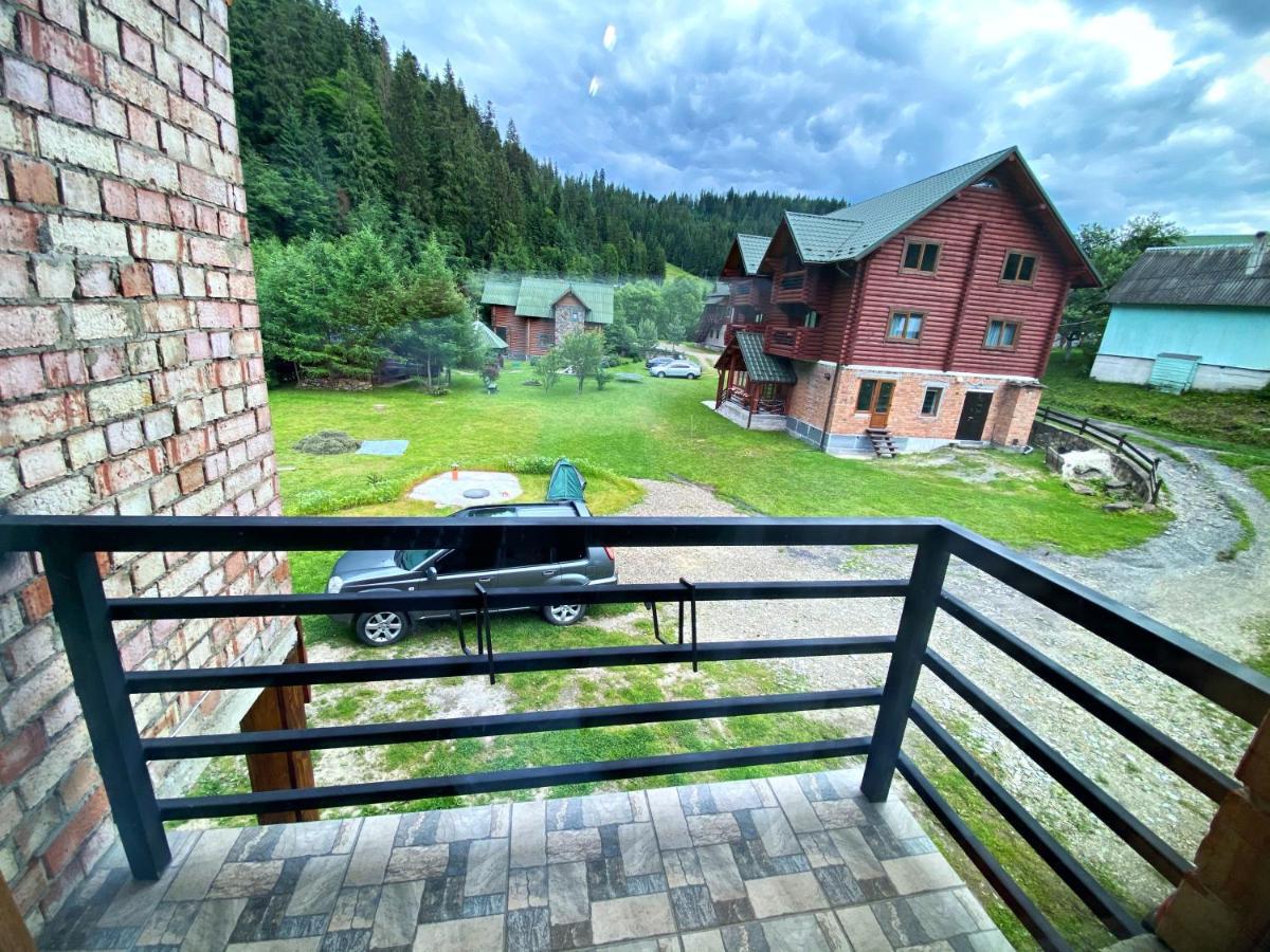 Hotel Під Магурою Vorochta Exteriér fotografie